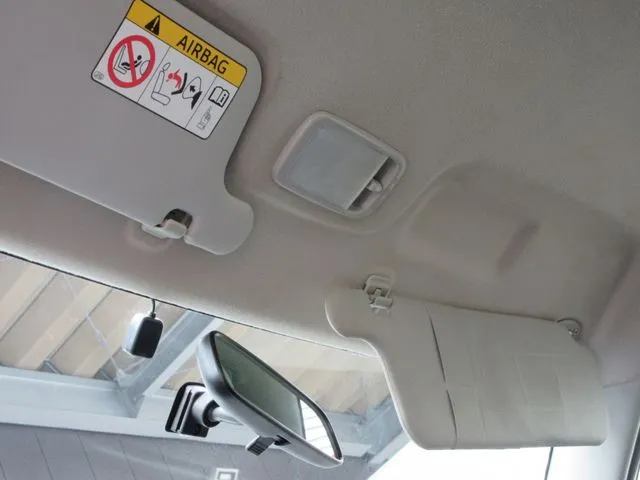 サクシードバン　４ＷＤ（トヨタ）の車両写真