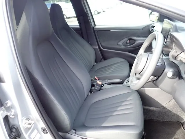 トヨタ　ヤリス