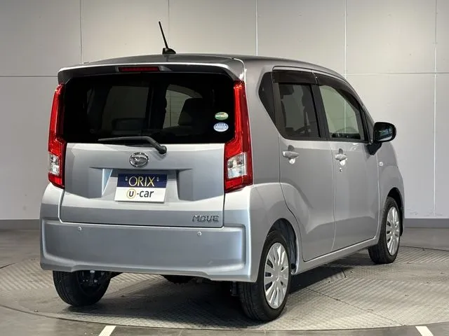 ムーヴ 4WD(ダイハツ)の車両写真