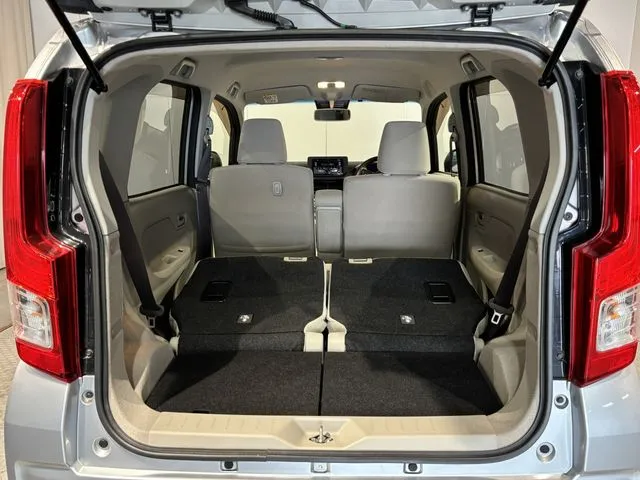 ムーヴ 4WD(ダイハツ)の車両写真