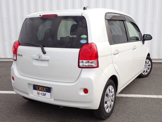 ポルテ（トヨタ）の車両写真