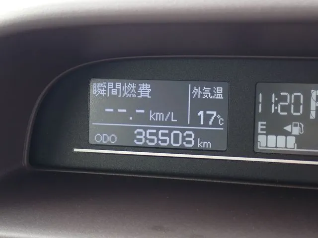 ポルテ（トヨタ）の車両写真