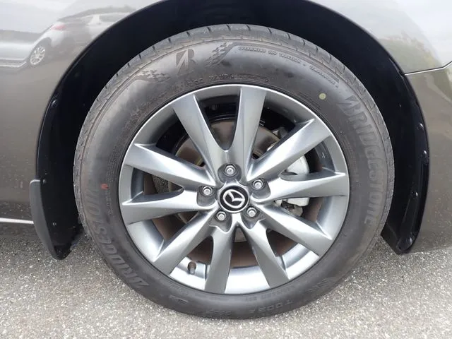 マツダ MAZDA6 セダン