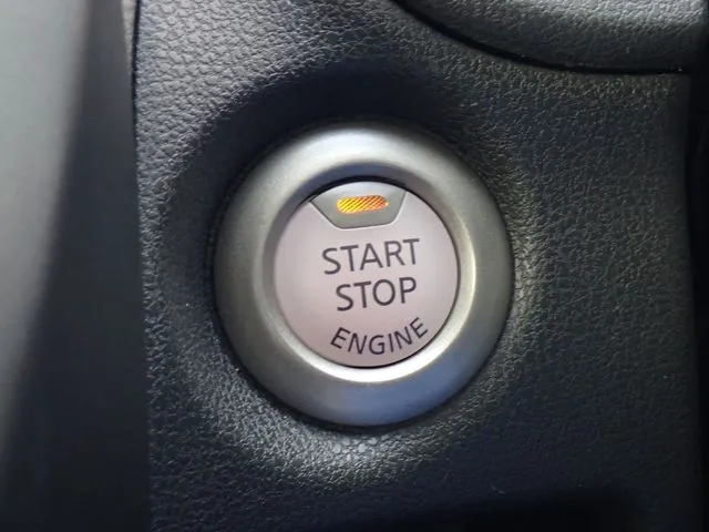 ニッサン　ノート