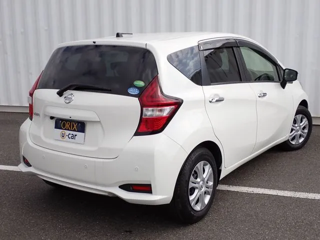 ニッサン　ノート