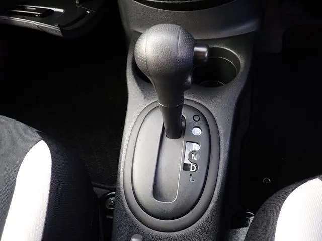 ニッサン　ノート