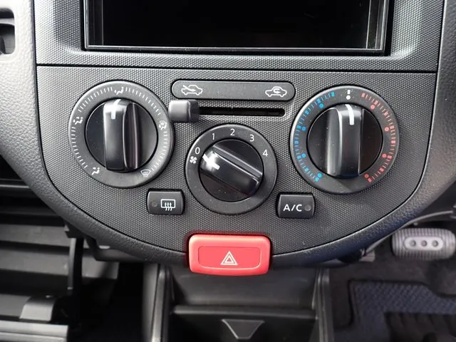 ニッサン NV150 AD 2WD