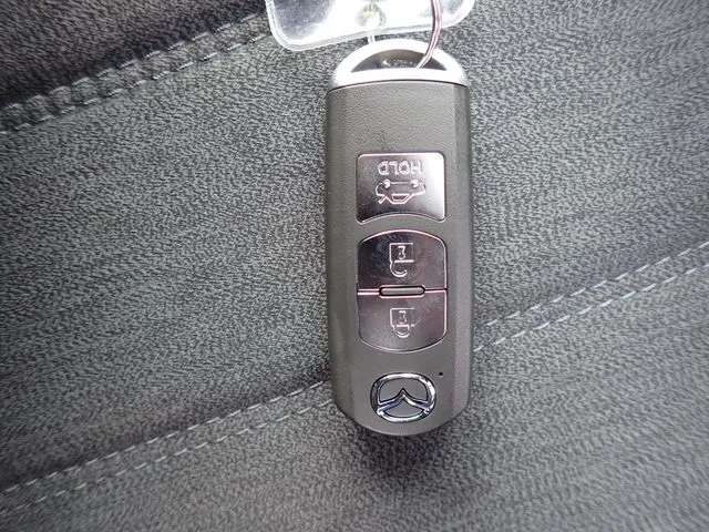 マツダ MAZDA6 セダン