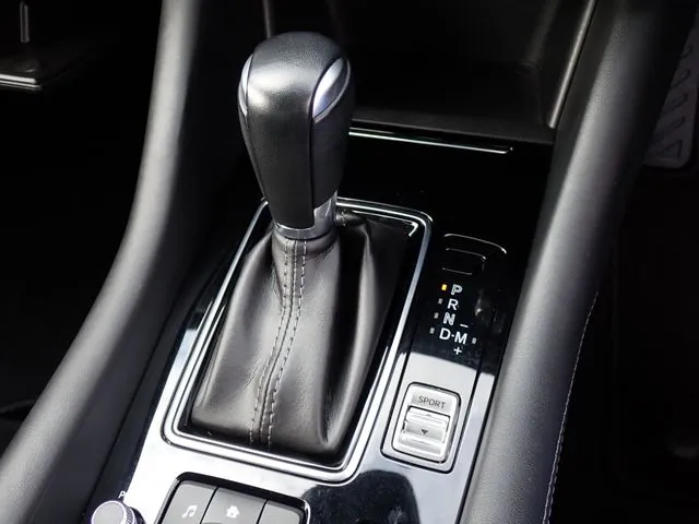 マツダ MAZDA6 セダン