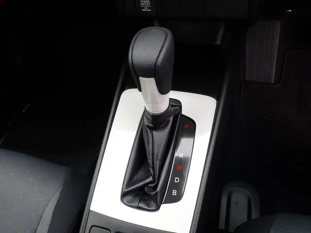 ホンダ フィット e:HEV