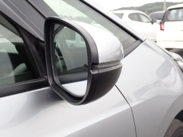 ホンダ フィット e:HEV