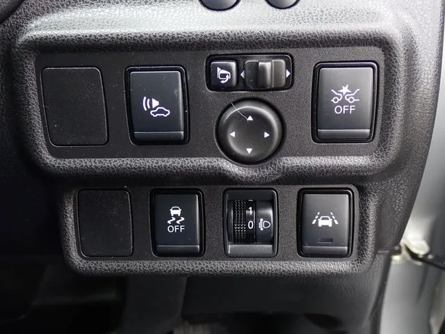 ニッサン ノート