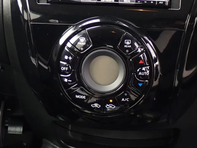 ニッサン ノート