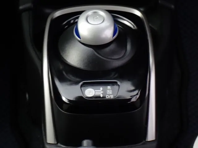 ニッサン ノート