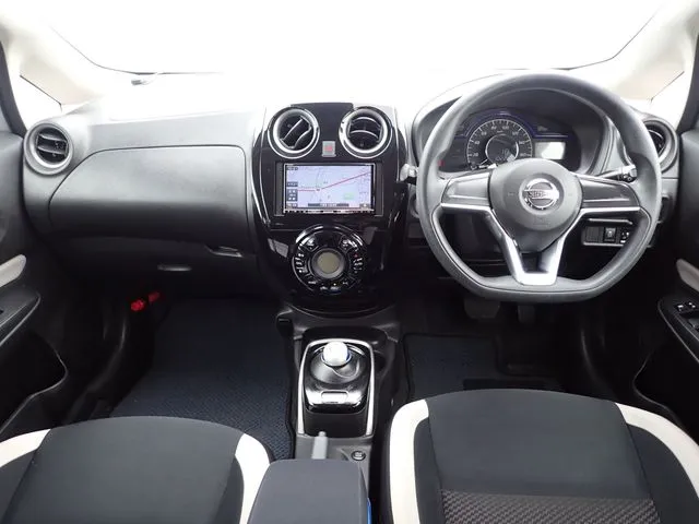 ニッサン ノート