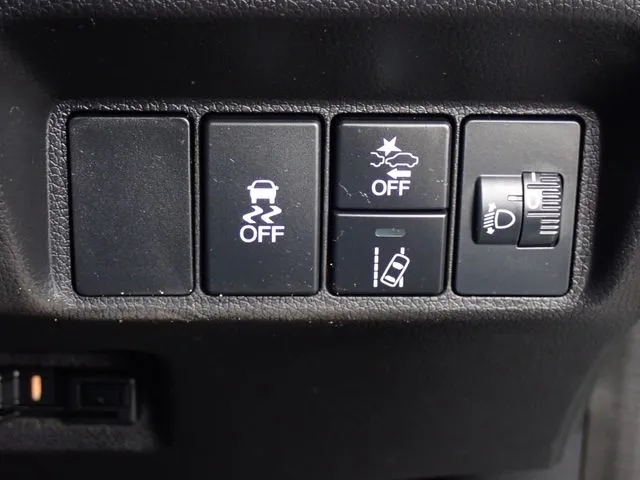 ホンダ　シャトル　ハイブリッド