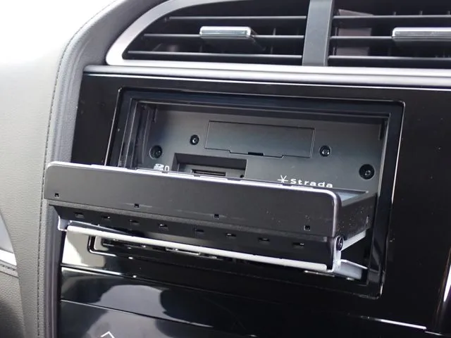 ホンダ　シャトル　ハイブリッド