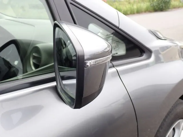 ノート（ニッサン）の車両写真