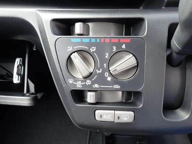 ダイハツ ミラ イース