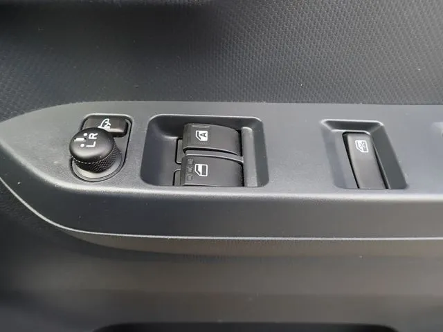 ダイハツ ミラ イース