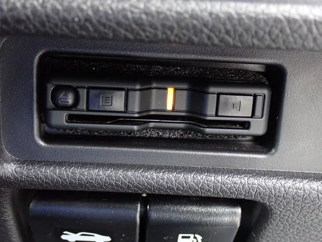 ニッサン　エクストレイル　４ＷＤ