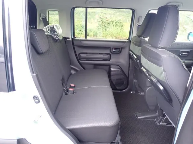 スズキ ハスラー 4WD