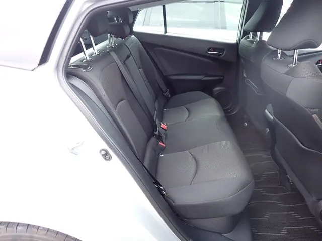 トヨタ プリウス