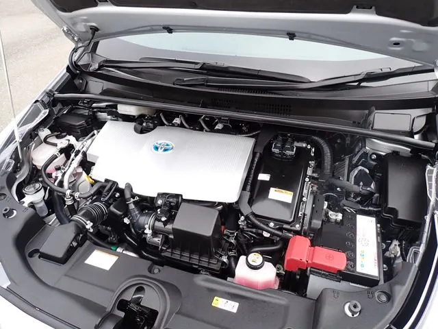 トヨタ プリウス