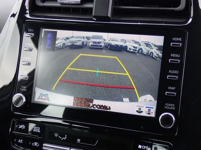 トヨタ プリウス