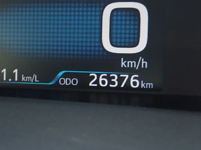 トヨタ プリウス