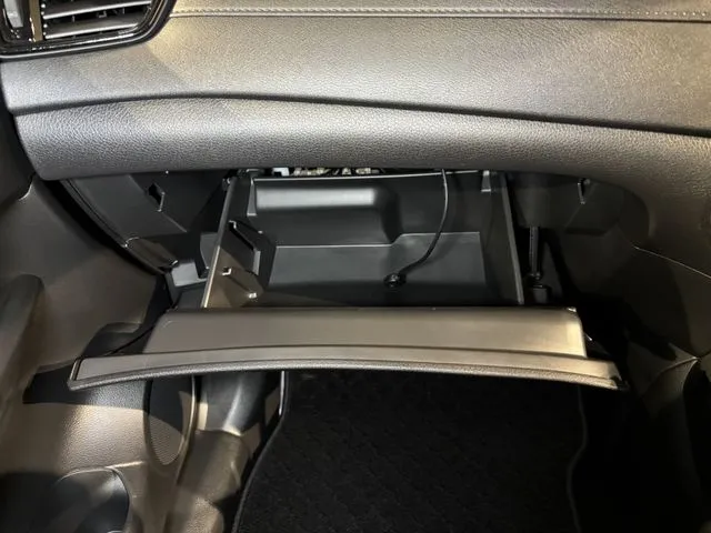 ニッサン　エクストレイル　４ＷＤ