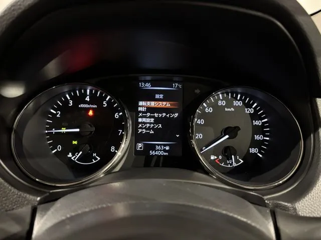 ニッサン　エクストレイル　４ＷＤ