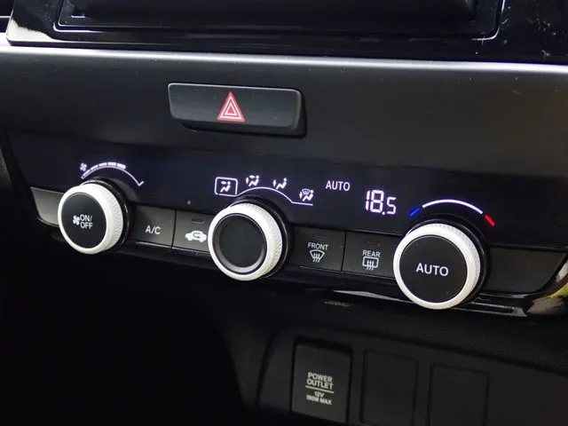 フィット e:HEV(ホンダ)の車両写真