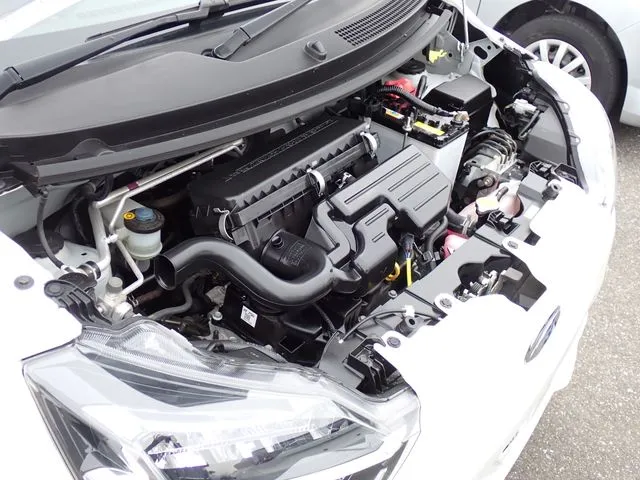 ミラ イース(ダイハツ)の車両写真