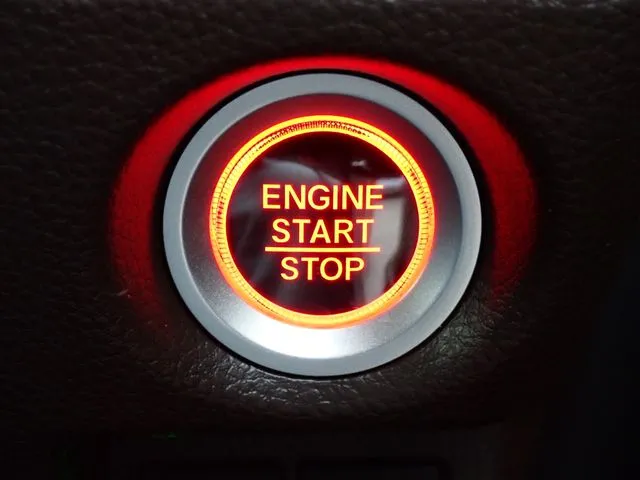 N BOX(ホンダ)の車両写真