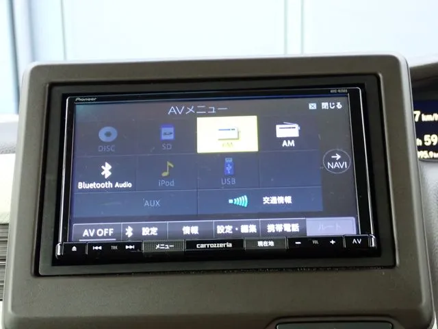 N BOX(ホンダ)の車両写真