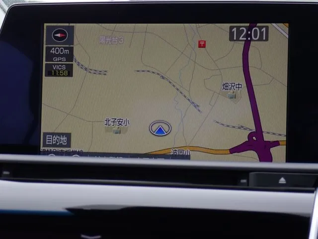 クラウン　セダン　ハイブリッド（トヨタ）の車両写真