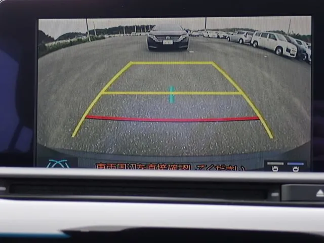 クラウン　セダン　ハイブリッド（トヨタ）の車両写真