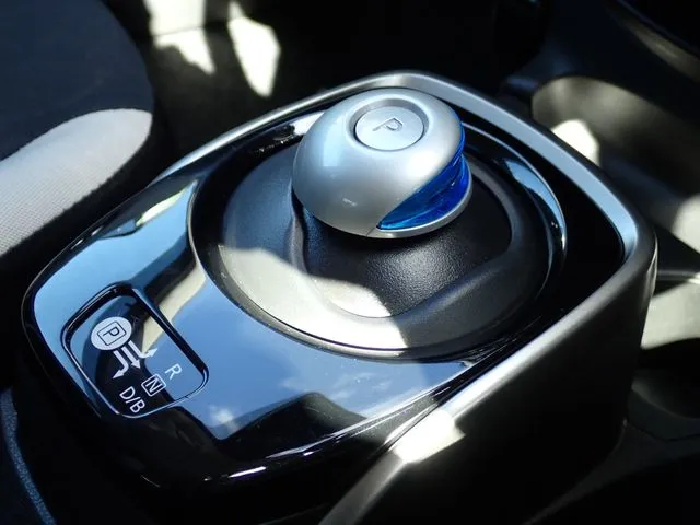 ノート（ニッサン）の車両写真