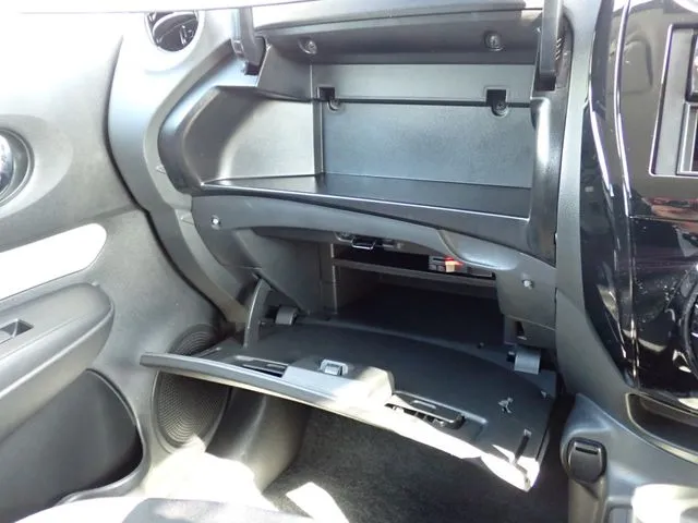 ノート（ニッサン）の車両写真