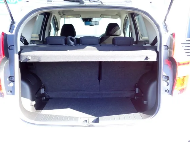 ノート（ニッサン）の車両写真