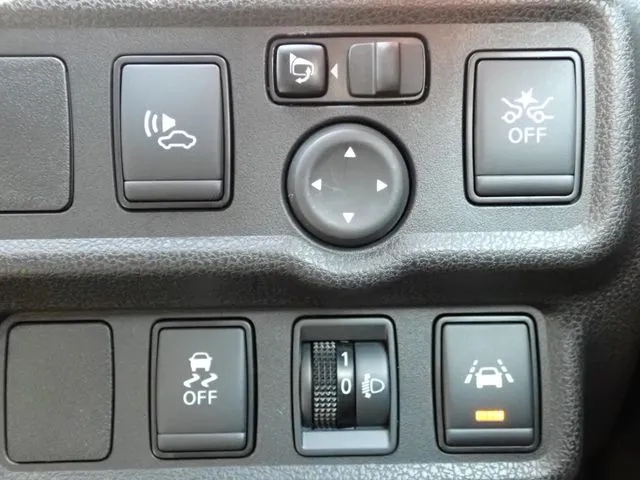 ノート（ニッサン）の車両写真