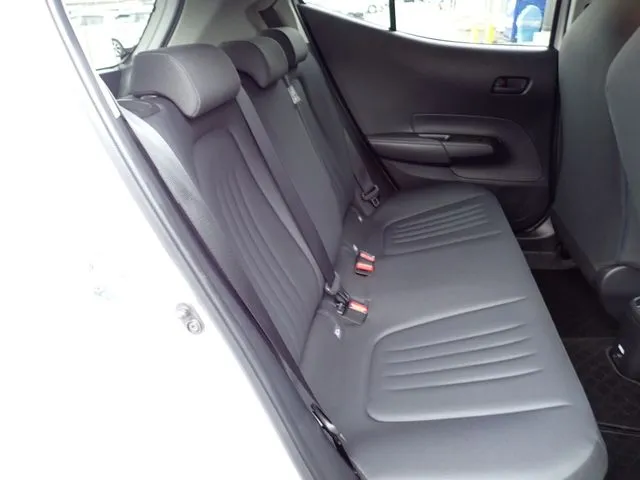 アクア（トヨタ）の車両写真