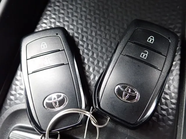 アクア（トヨタ）の車両写真