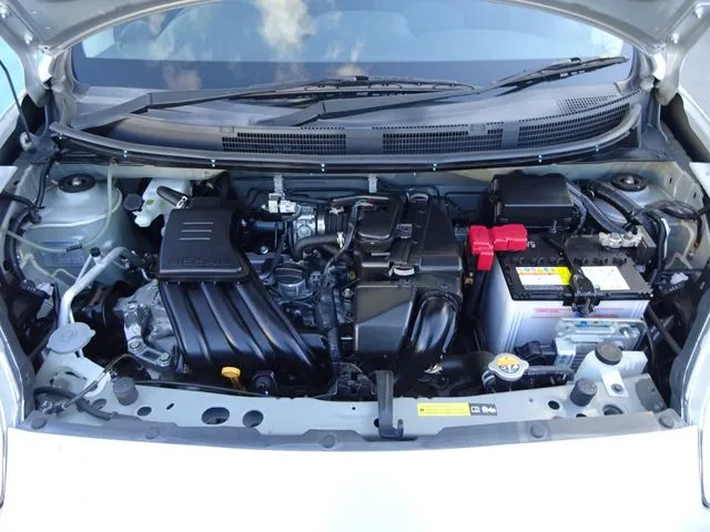 ニッサン マーチ