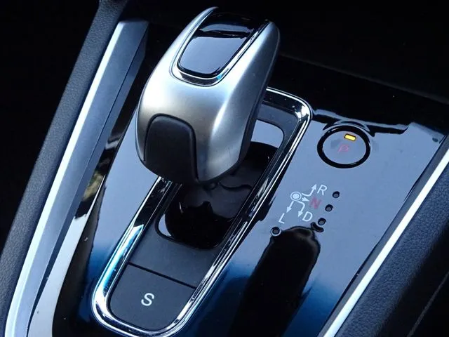 シャトル ハイブリッド(ホンダ)の車両写真