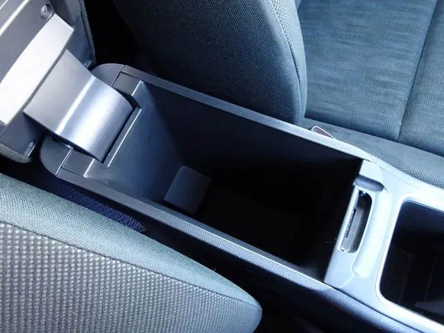 シャトル ハイブリッド(ホンダ)の車両写真