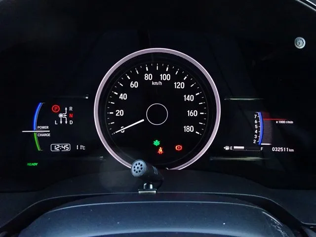 シャトル ハイブリッド(ホンダ)の車両写真