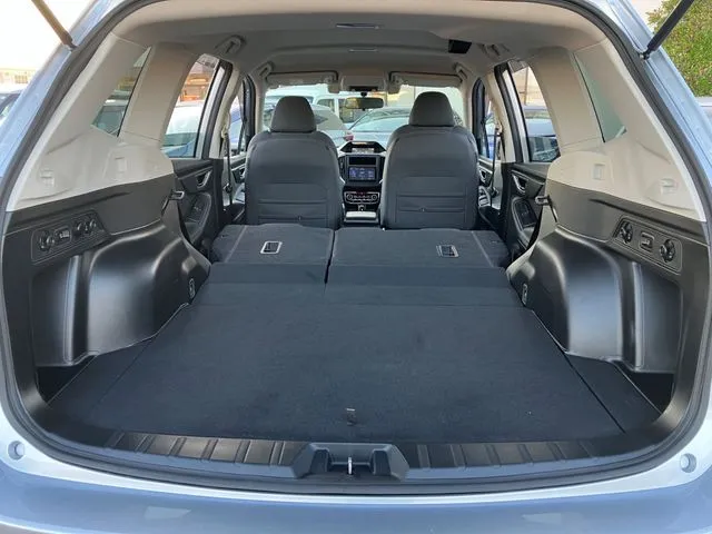 スバル　フォレスター