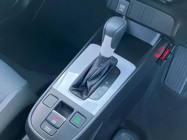 ホンダ フィット e:HEV 4WD